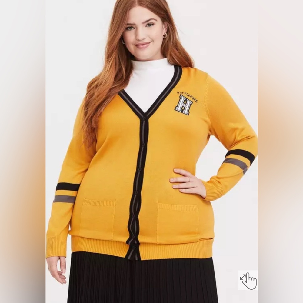 Torrid Harry Potter Hufflepuff Yellow Varsity Boyfriend Cardigan Sz 3X NWT